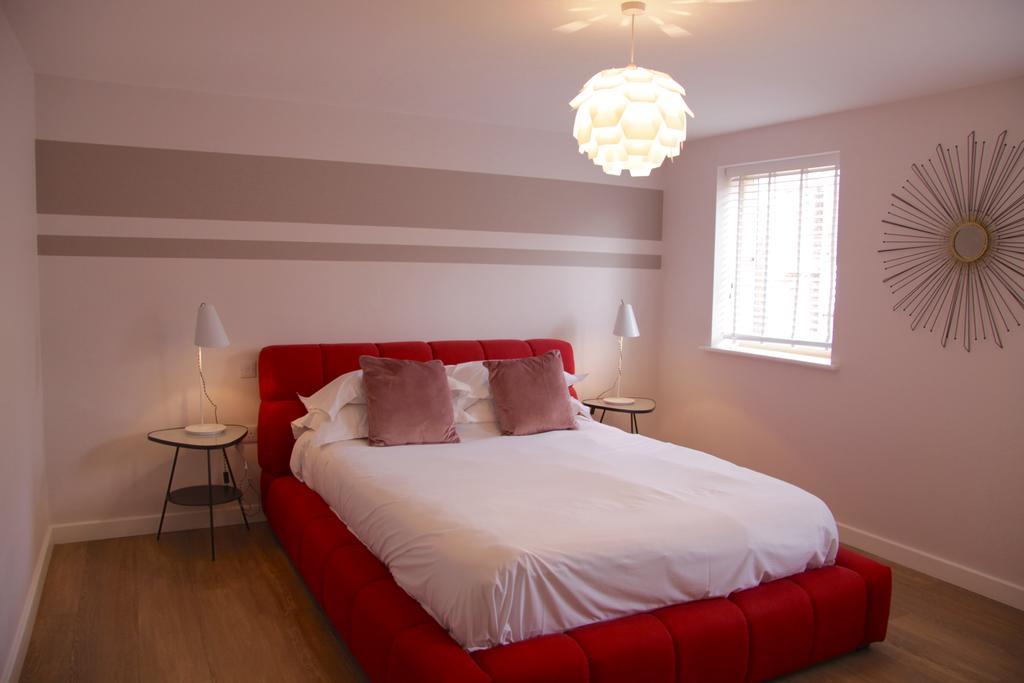 Lux Living Apartments - Florian House Кембридж Экстерьер фото