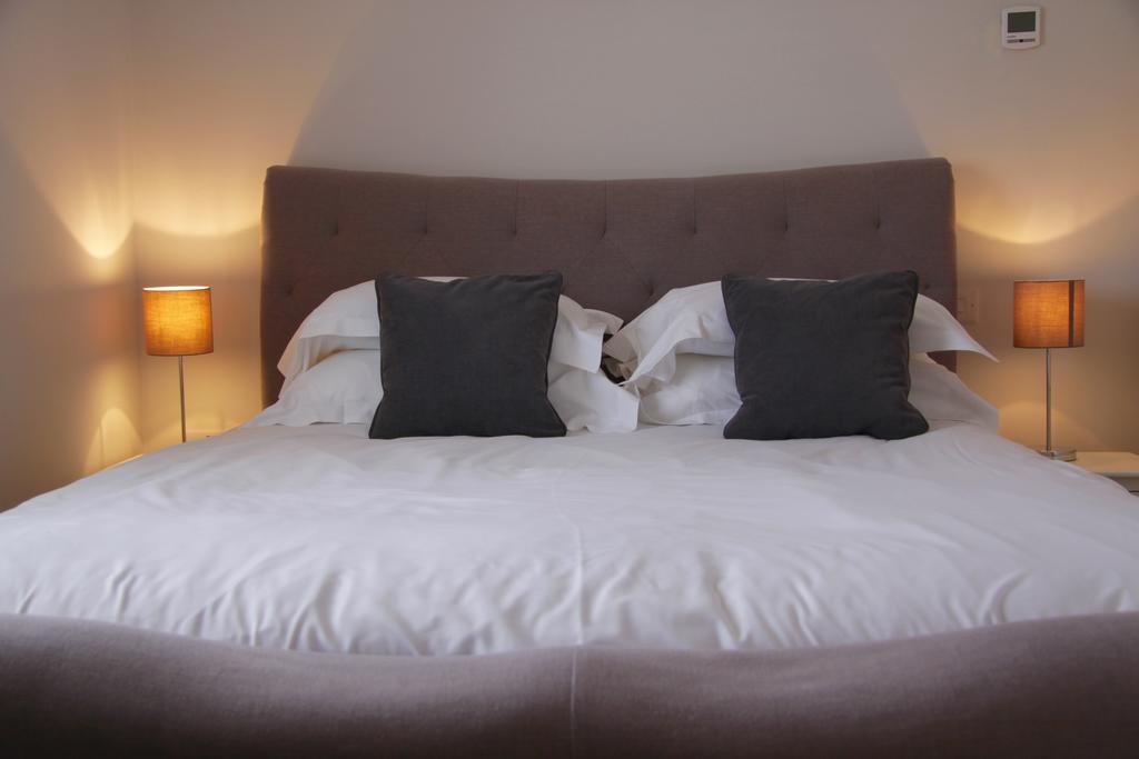 Lux Living Apartments - Florian House Кембридж Экстерьер фото