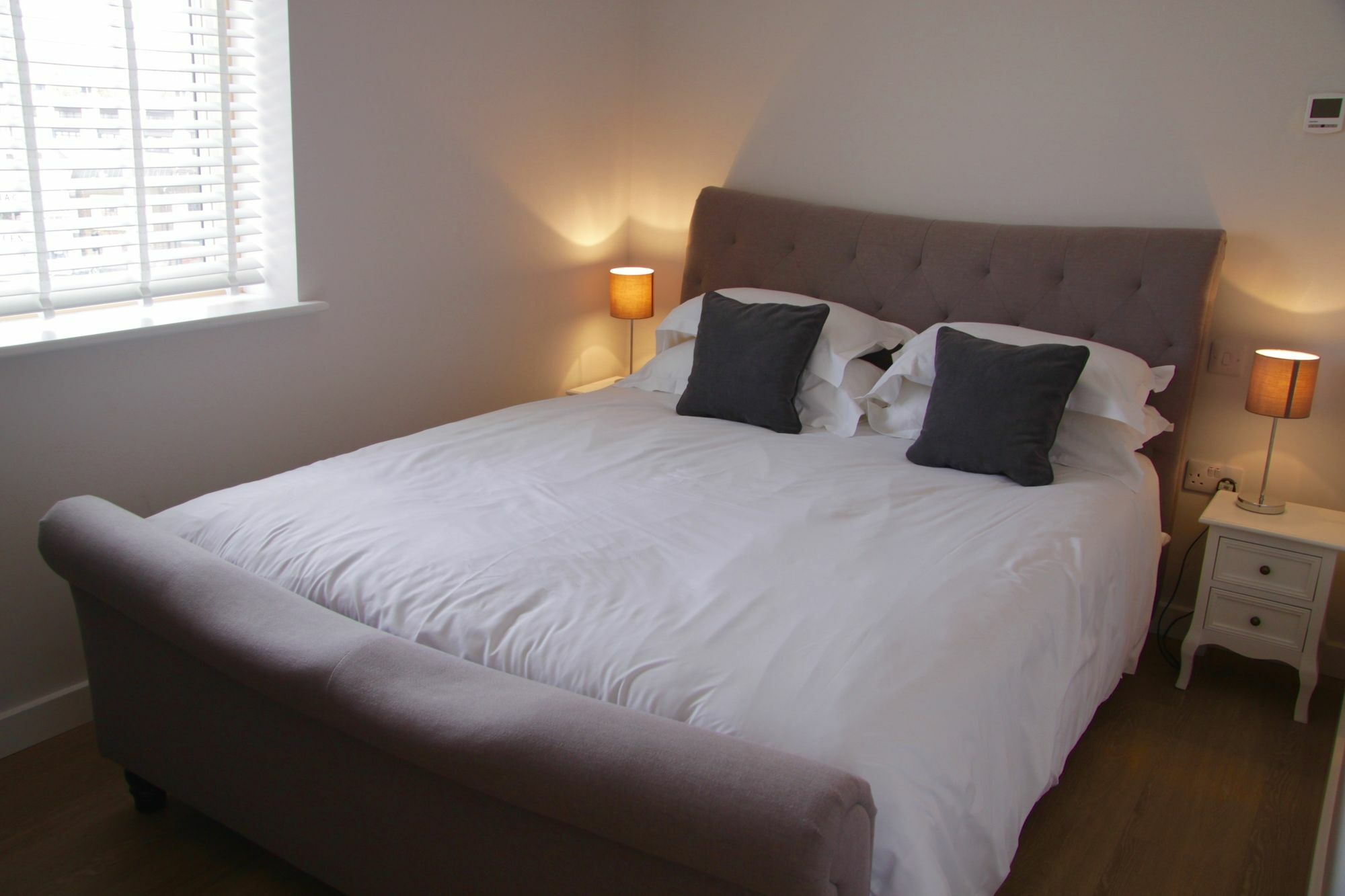 Lux Living Apartments - Florian House Кембридж Экстерьер фото
