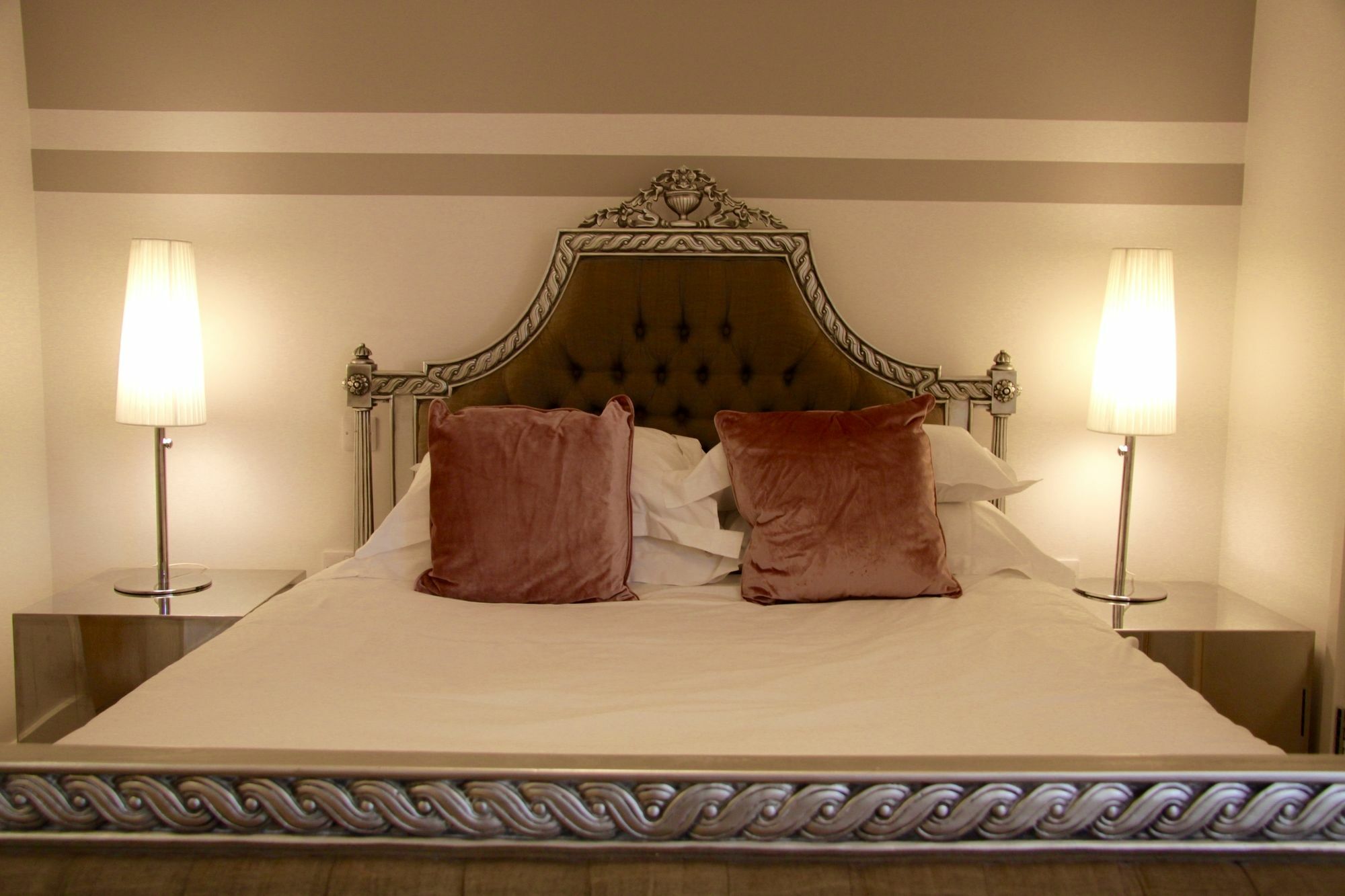 Lux Living Apartments - Florian House Кембридж Экстерьер фото