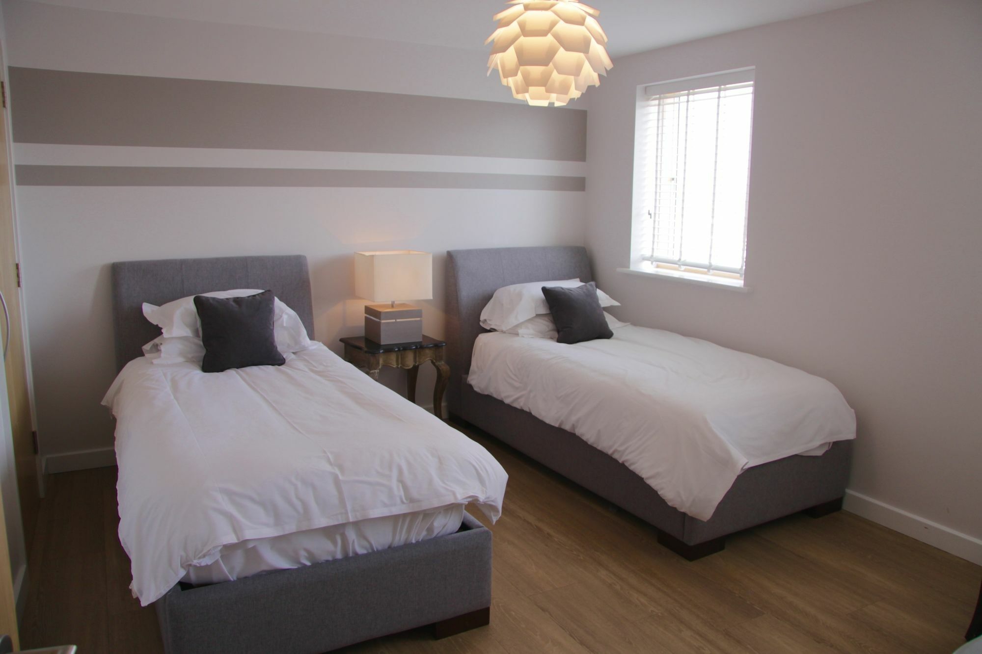 Lux Living Apartments - Florian House Кембридж Экстерьер фото